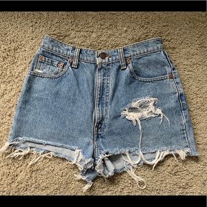 Highwaisted Levi’s Shorts